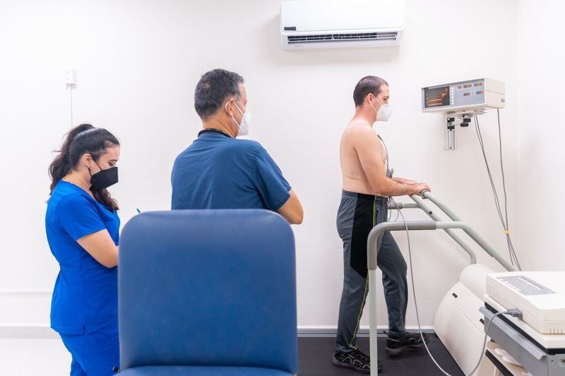 Curso de electrocardiografía clínica